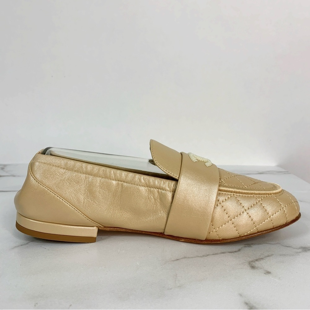 CHANEL Laminated Lambskin Pearled Beige Quilted Elastic CC Moccasin Loafers 37.5 - Picture 7 of 15